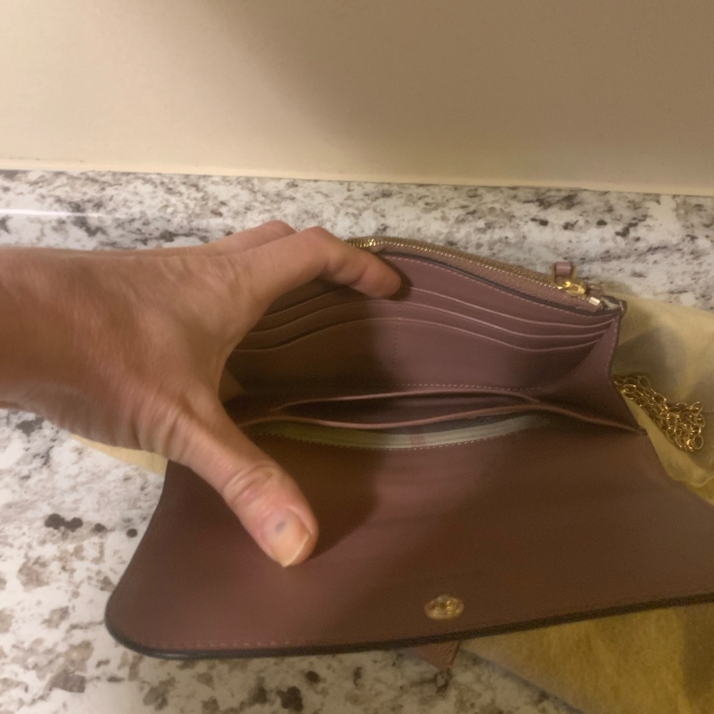 Authentic Burberry Dusty Rose Kenton Wallet Set - Picture 6 of 16
